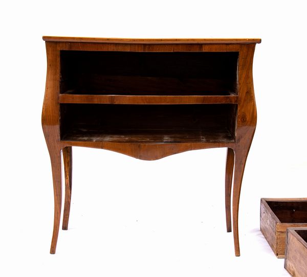 Coppia di comÃ² italiani, Luigi XVI  - Asta  Arredi Antichi, Oggetti d'Arte, Curiosities con una selezione di tappeti - Associazione Nazionale - Case d'Asta italiane