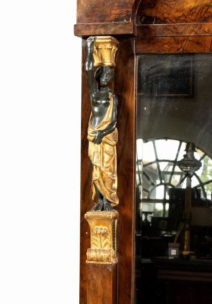 Consolle in noce Impero Italiano con specchiera  - Asta  Arredi Antichi, Oggetti d'Arte, Curiosities con una selezione di tappeti - Associazione Nazionale - Case d'Asta italiane