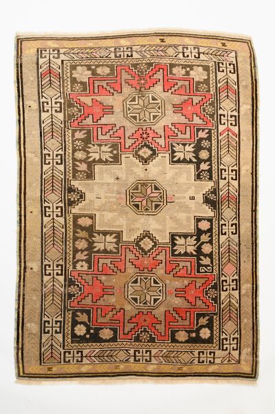 Tappeto Lezghi  - Asta  Arredi Antichi, Oggetti d'Arte, Curiosities con una selezione di tappeti - Associazione Nazionale - Case d'Asta italiane