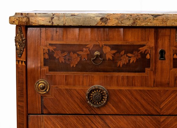 ComÃ² intarsiato Napoleone III francese  - Asta  Arredi Antichi, Oggetti d'Arte, Curiosities con una selezione di tappeti - Associazione Nazionale - Case d'Asta italiane