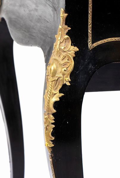 Charles-Guillaume Diehl : Tavolino toletta francese Napoleone III  - Asta  Arredi Antichi, Oggetti d'Arte, Curiosities con una selezione di tappeti - Associazione Nazionale - Case d'Asta italiane