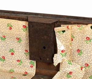 ComÃ² italiano  - Asta  Arredi Antichi, Oggetti d'Arte, Curiosities con una selezione di tappeti - Associazione Nazionale - Case d'Asta italiane