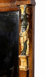 Consolle in noce Impero Italiano con specchiera  - Asta  Arredi Antichi, Oggetti d'Arte, Curiosities con una selezione di tappeti - Associazione Nazionale - Case d'Asta italiane