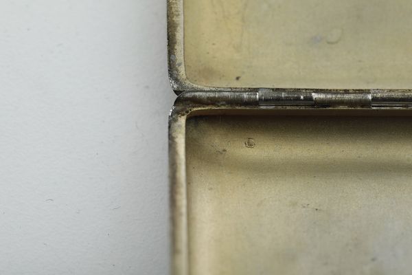 Tre tabacchiere. Francia XX secolo  - Asta Argenti e Icone - Associazione Nazionale - Case d'Asta italiane