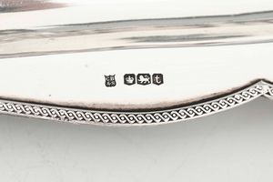 Calamaio. Argento fuso, sagomato, traforato e vetro molato. Marchi della cittÃ  di Sheffield per l'anno 1936 e dell'argentiere Cooper brothers & sons  - Asta Argenti e Icone - Associazione Nazionale - Case d'Asta italiane