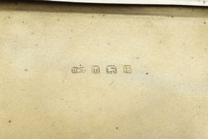 Lotto di 3 tabacchiere. Inghilterra e Germania XIX-XX secolo  - Asta Argenti e Icone - Associazione Nazionale - Case d'Asta italiane