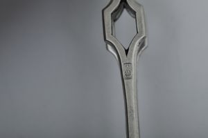 Lotto di 15 pinze. Austria e Germania XIX-XX secolo  - Asta Argenti e Icone - Associazione Nazionale - Case d'Asta italiane