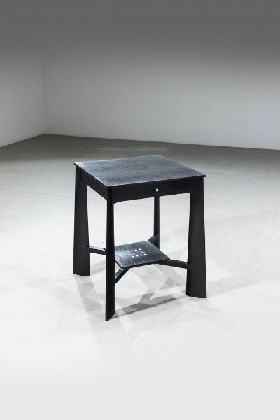 CHARLES RENNIE MACKINTOSH : Tavolo mod. Hill House  - Asta Design - Associazione Nazionale - Case d'Asta italiane