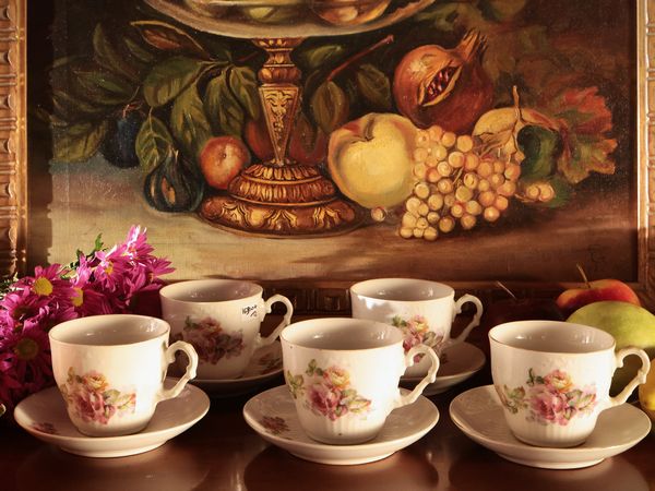 Serie di tazzine da caffè in porcellana, Ginori  - Asta Dimore fiorentine - Associazione Nazionale - Case d'Asta italiane