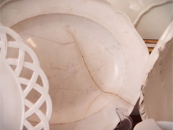 Miscellanea di accessori per la tavola in terraglia e ceramica  - Asta Dimore fiorentine - Associazione Nazionale - Case d'Asta italiane