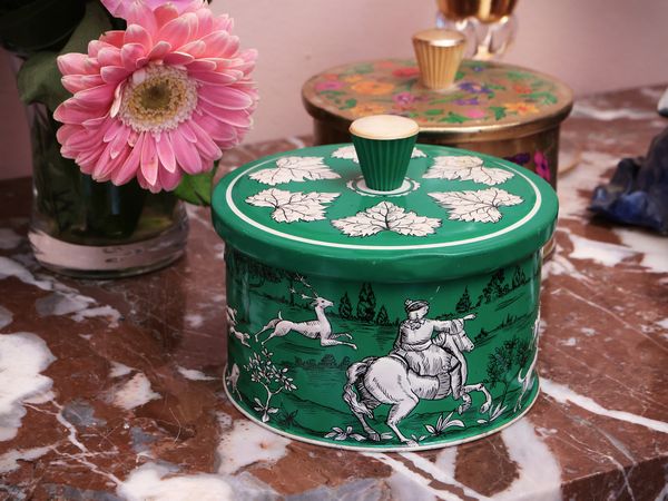 Miscellanea di accessori per la casa  - Asta Dimore fiorentine - Associazione Nazionale - Case d'Asta italiane