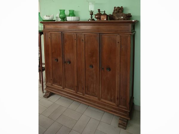 Credenza in noce  - Asta Dimore fiorentine - Associazione Nazionale - Case d'Asta italiane