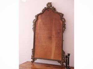 Specchiera con cornice in legno intagliato e dorato  - Asta Dimore fiorentine - Associazione Nazionale - Case d'Asta italiane