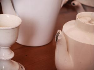 Miscellanea di accessori per la tavola in terraglia e ceramica  - Asta Dimore fiorentine - Associazione Nazionale - Case d'Asta italiane