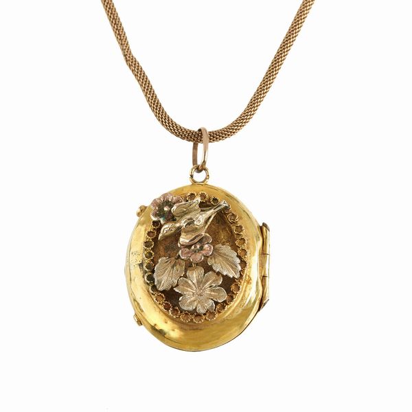 COLLANA CON PENDENTE  - Asta Gioielli  - Associazione Nazionale - Case d'Asta italiane