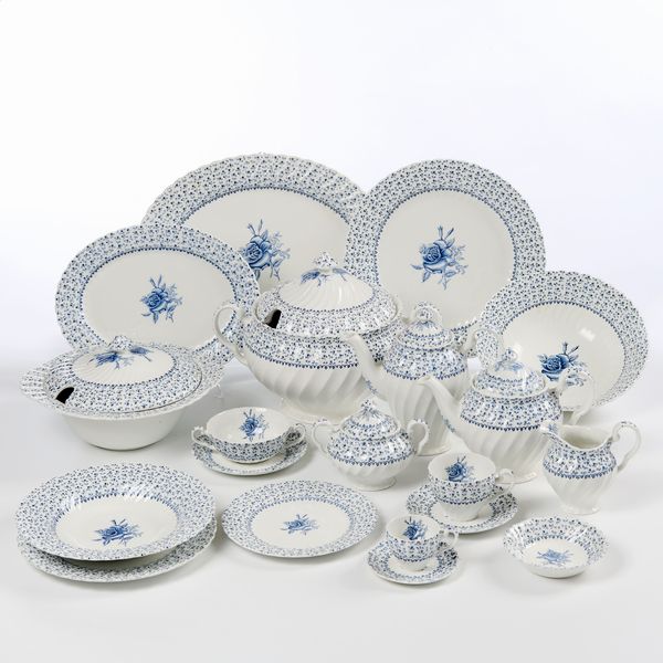 Jonson Bros. Rose Boquet servizio da tavola in ceramica  - Asta L'Arte della Tavola - Associazione Nazionale - Case d'Asta italiane