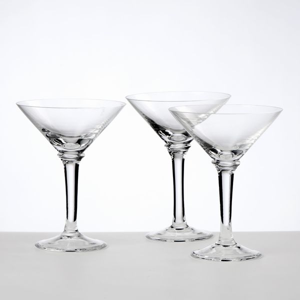 Carlo Moretti nove bicchieri da cocktail in cristallo trasparente  - Asta L'Arte della Tavola - Associazione Nazionale - Case d'Asta italiane