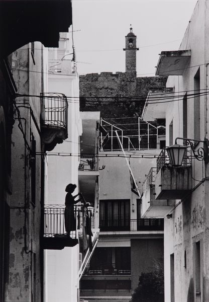 Willy Ronis : Les habits noirs de Willy Ronis  - Asta Fotografia - Associazione Nazionale - Case d'Asta italiane