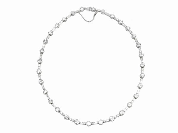 Importante collana rivière in oro bianco e diamanti  - Asta I gioielli di Rosa Segreto Annigoni - Associazione Nazionale - Case d'Asta italiane