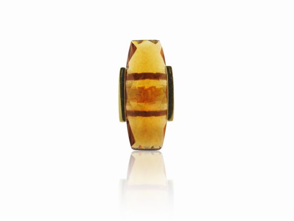 Cassetti, grande anello in oro giallo e quarzo fumè  - Asta I gioielli di Rosa Segreto Annigoni - Associazione Nazionale - Case d'Asta italiane