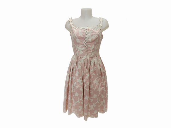Abito sartoriale in lino rosa cipria  - Asta Vintagemania - Associazione Nazionale - Case d'Asta italiane