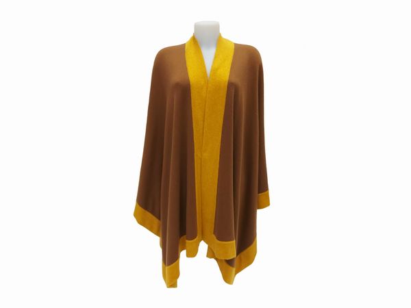 Salvatore Ferragamo - Mantella in cachmere double face  - Asta Vintagemania - Associazione Nazionale - Case d'Asta italiane