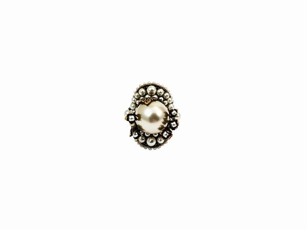 Gucci - Anello in ottone by Alessandro Michele  - Asta Vintagemania - Associazione Nazionale - Case d'Asta italiane