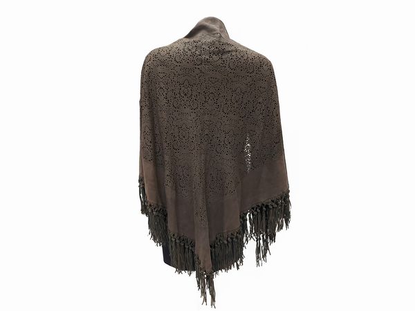 Scialle in suede traforato marrone  - Asta Vintagemania - Associazione Nazionale - Case d'Asta italiane