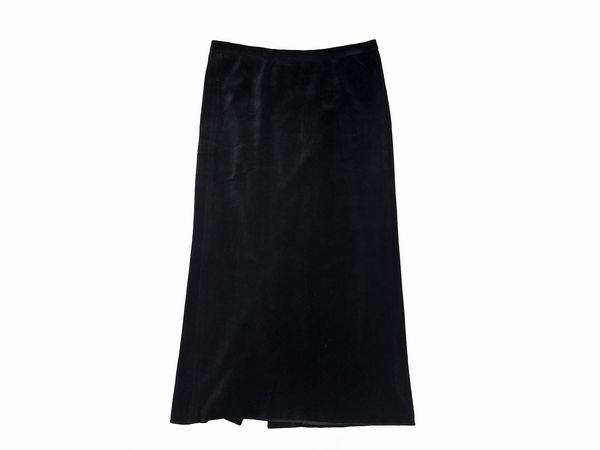 Due gonne midi in velluto liscio nero  - Asta Vintagemania - Associazione Nazionale - Case d'Asta italiane