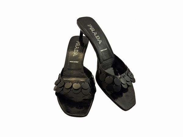 Prada - Mules in pelle nera con paillettes  - Asta Vintagemania - Associazione Nazionale - Case d'Asta italiane