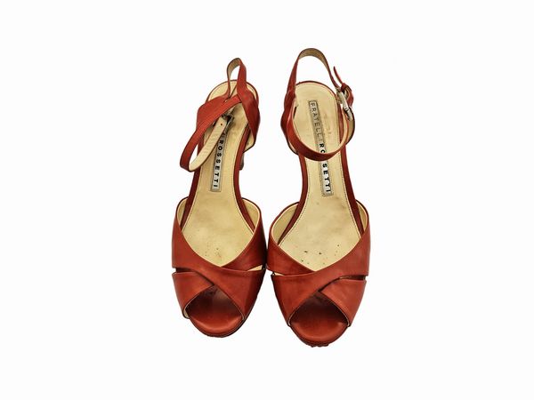 Fratelli Rossetti - Due paia di sandali in pelle  - Asta Vintagemania - Associazione Nazionale - Case d'Asta italiane