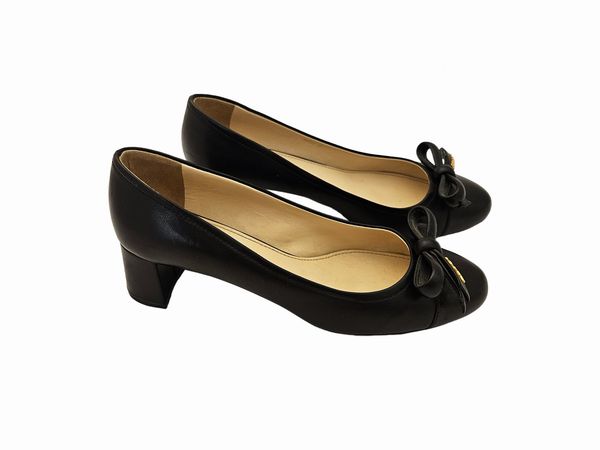 Prada - Decollet� in nappa nera  - Asta Vintagemania - Associazione Nazionale - Case d'Asta italiane