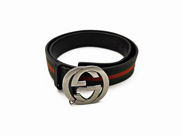 Gucci - Cintura in pelle nera e tessuto  - Asta Vintagemania - Associazione Nazionale - Case d'Asta italiane