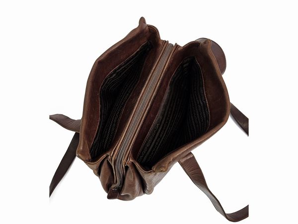 Prada - Borsa a spalla in nappa marrone  - Asta Vintagemania - Associazione Nazionale - Case d'Asta italiane