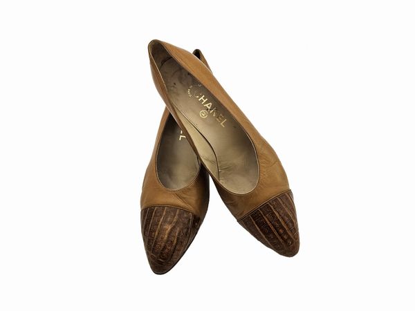 Chanel - Decolleté in pelle cognac  - Asta Vintagemania - Associazione Nazionale - Case d'Asta italiane