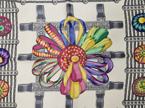 Hermès - Foulard in seta Le rubans du cheval by Joachim Metz  - Asta Vintagemania - Associazione Nazionale - Case d'Asta italiane