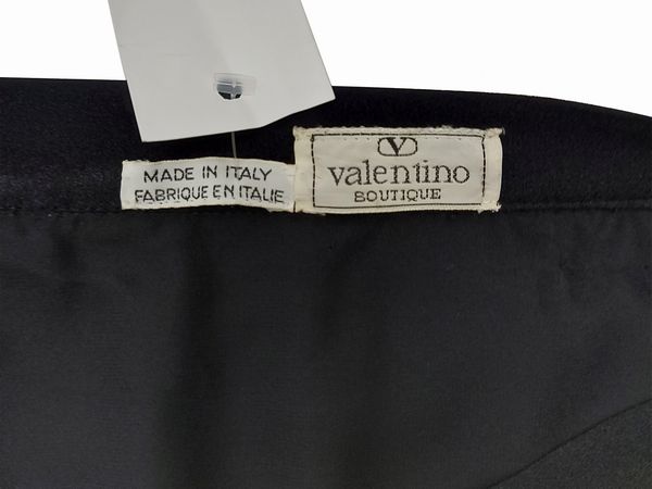 Valentino - Gonna midi nera  - Asta Vintagemania - Associazione Nazionale - Case d'Asta italiane
