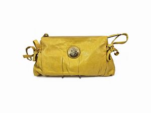 Gucci - Borsa a mano'Hysteria' in pelle gialla  - Asta Vintagemania - Associazione Nazionale - Case d'Asta italiane