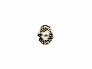 Gucci - Anello in ottone by Alessandro Michele  - Asta Vintagemania - Associazione Nazionale - Case d'Asta italiane
