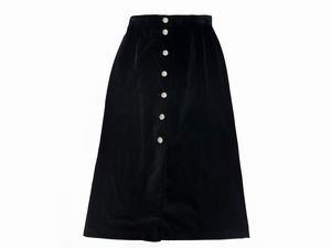 Due gonne midi in velluto liscio nero  - Asta Vintagemania - Associazione Nazionale - Case d'Asta italiane