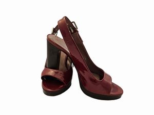 Miu Miu - Sandali con plateau in vernice bordeaux  - Asta Vintagemania - Associazione Nazionale - Case d'Asta italiane