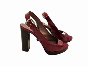 Miu Miu - Sandali con plateau in vernice bordeaux  - Asta Vintagemania - Associazione Nazionale - Case d'Asta italiane