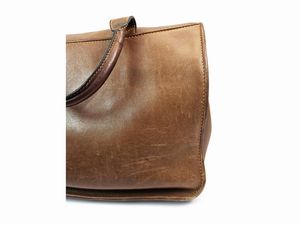 Gherardini - Borsa a spalla in pelle color cuoio  - Asta Vintagemania - Associazione Nazionale - Case d'Asta italiane
