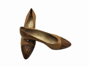 Chanel - Decolleté in pelle cognac  - Asta Vintagemania - Associazione Nazionale - Case d'Asta italiane