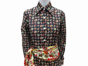 Valentino - Completo camicia, gonna midi e fusciacca in seta  - Asta Vintagemania - Associazione Nazionale - Case d'Asta italiane