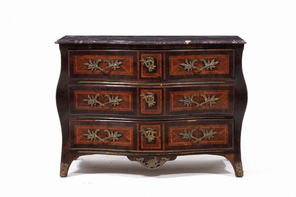 Commode. Francia, XVIII secolo  - Asta Antiquariato - Associazione Nazionale - Case d'Asta italiane