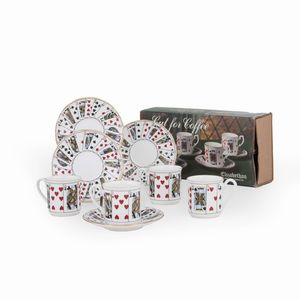 Set elisabettiano di quattro tazze e piattini di demeritasse in porcellana fine Staffordshire, entro scatola originale  - Asta Antiquariato - Associazione Nazionale - Case d'Asta italiane