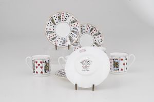 Set elisabettiano di quattro tazze e piattini di demeritasse in porcellana fine Staffordshire, entro scatola originale  - Asta Antiquariato - Associazione Nazionale - Case d'Asta italiane