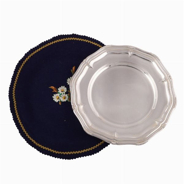 SET DI DODICI PIATTI DESSERT  - Asta Gioielli importanti e argenti  - Associazione Nazionale - Case d'Asta italiane