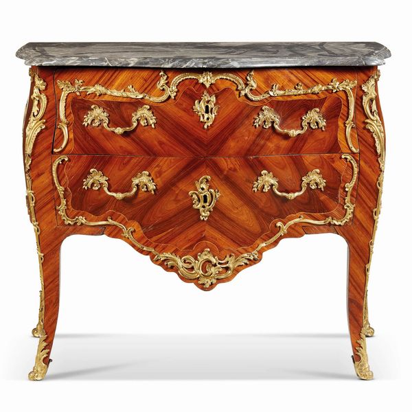 PICCOLA COMMODE, FRANCIA, SECOLO XVIII  - Asta INTERNATIONAL FINE ART - Associazione Nazionale - Case d'Asta italiane